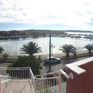 Apartment Roko Kolinda, Bibinje