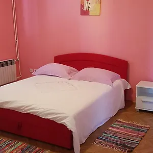 House Nena Gasthuis