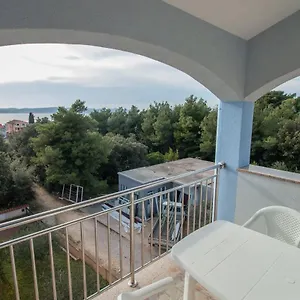 Blue Mate Bibinje